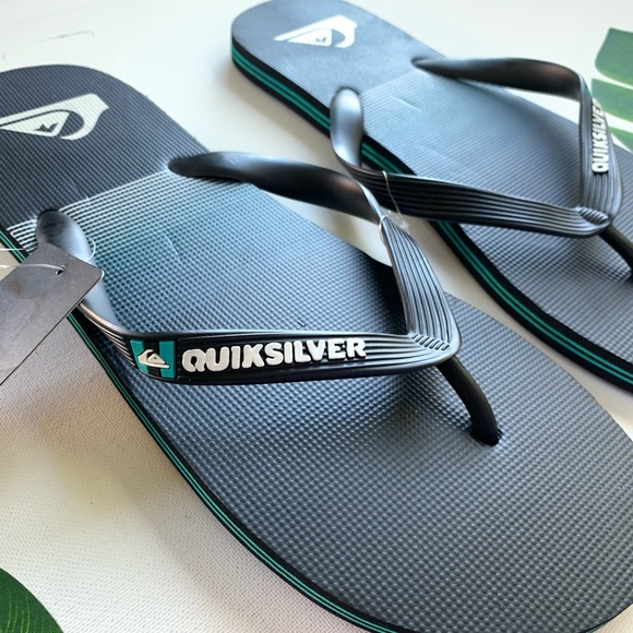 QUIKSILVER Molokai Art Flip Flops 🩴 - Picture 3 of 7